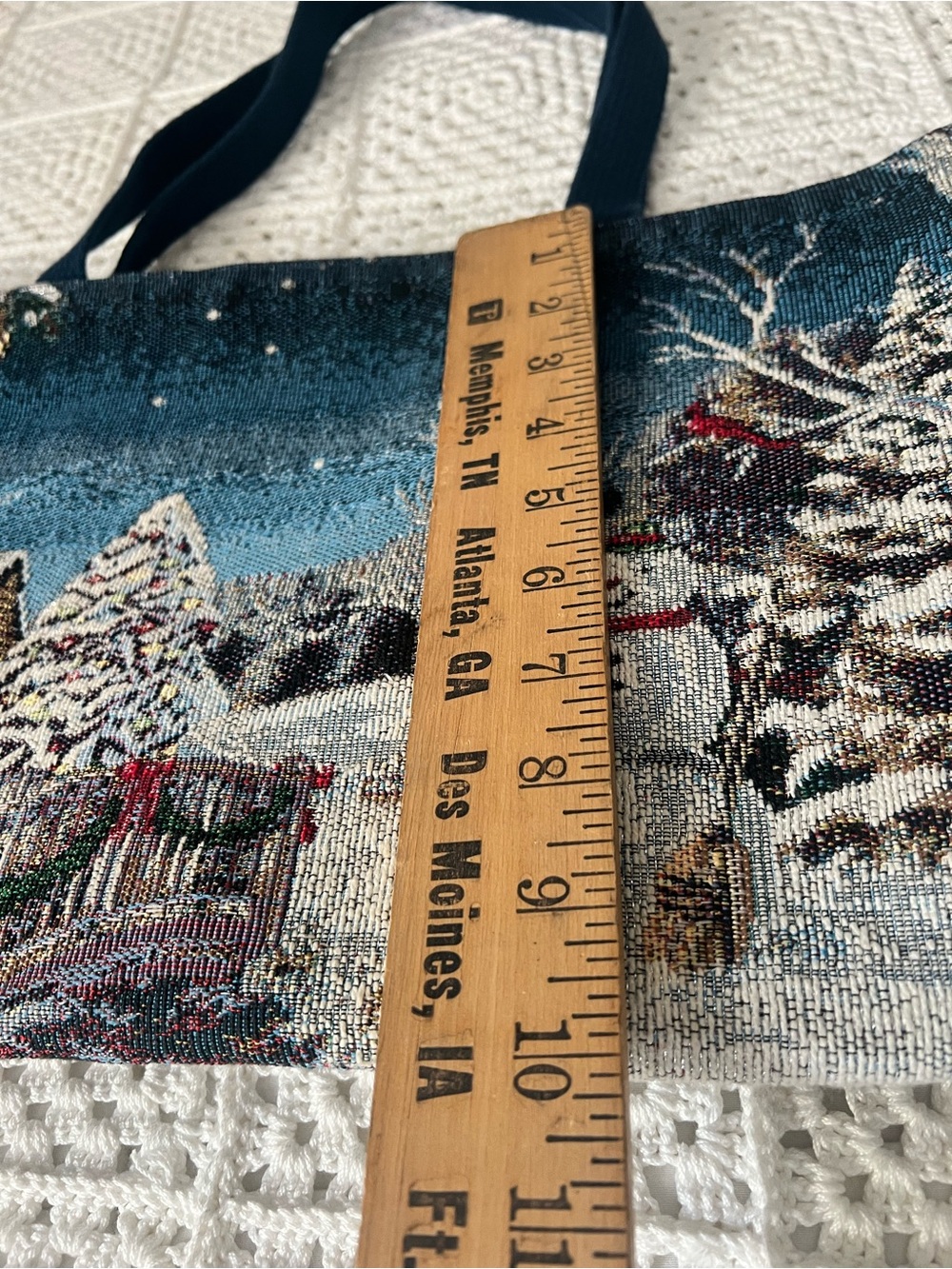 Snowy Scenery Tapestry Tote Bag - Picture 3 of 7